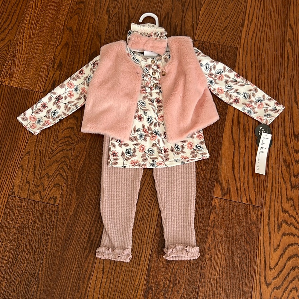 Nicole Miller 4 Piece Set